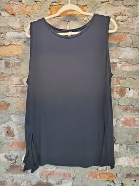 Fabletics Womens Tank Top XXL Black Side Slit Athletic Workout Sleeveless